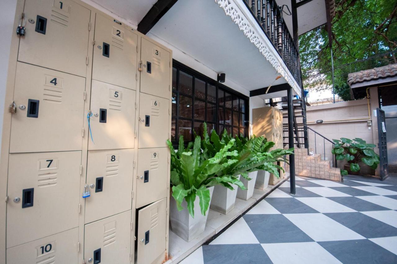 Auberge de jeunesse The Hidden House à Bangkok Extérieur photo