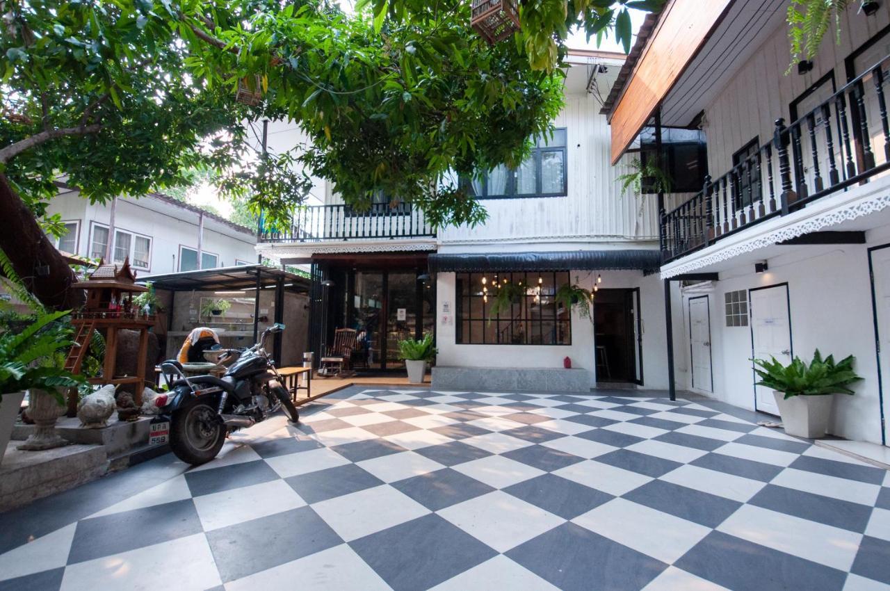 Auberge de jeunesse The Hidden House à Bangkok Extérieur photo