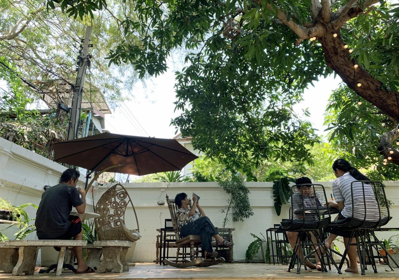 Auberge de jeunesse The Hidden House à Bangkok Extérieur photo